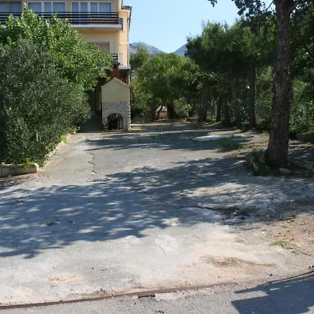 Family Starigrad 6637k Affittacamere Starigrad Paklenica