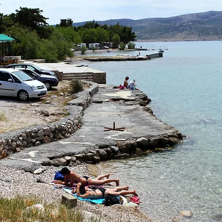 Family Starigrad 6637k Gasthuis 3*